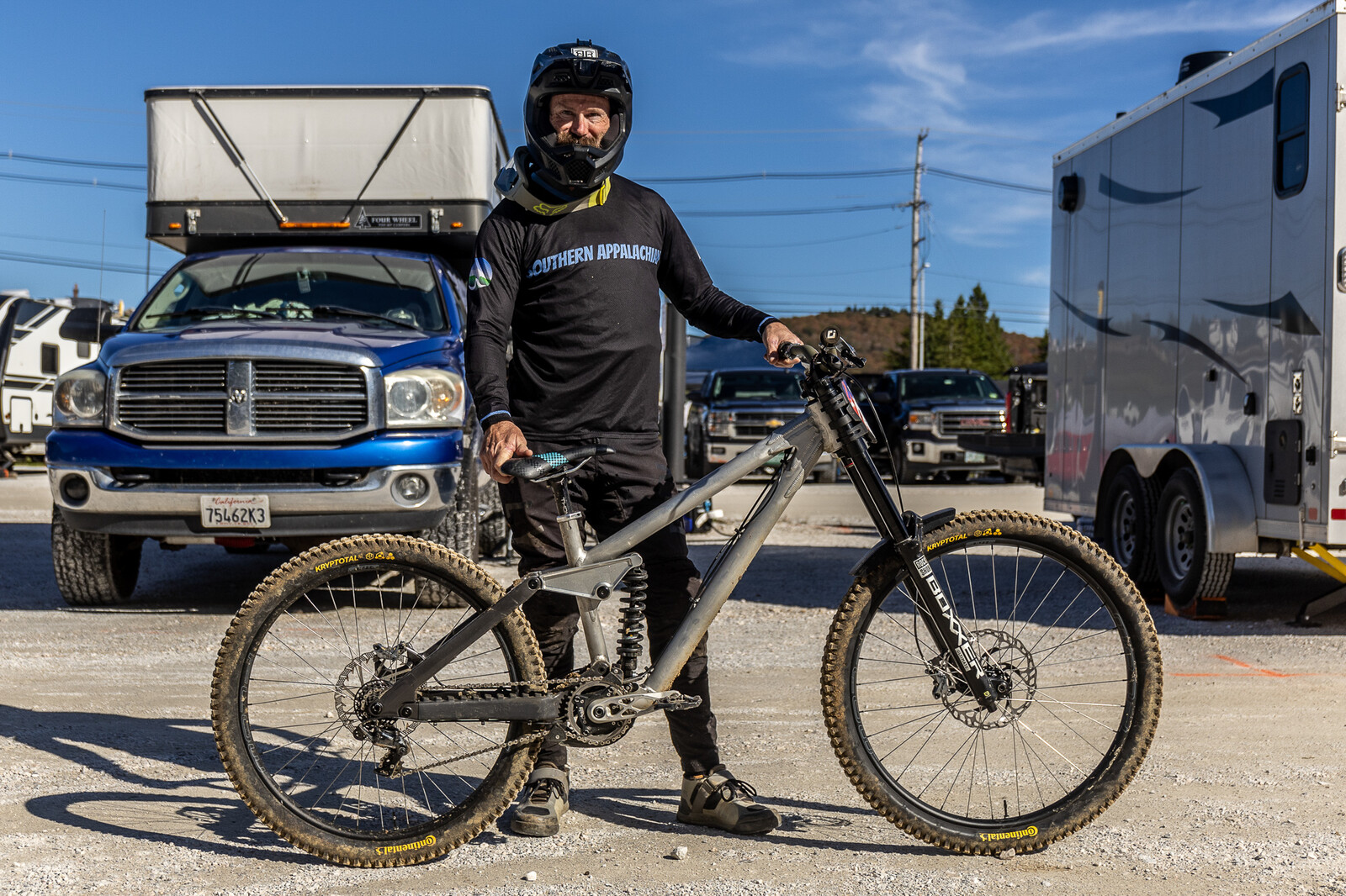 Burnette%27s pit%2C Jack with his Frameworks.jpg?VersionId=ik0RBc6Gwd3ho7T3rM1